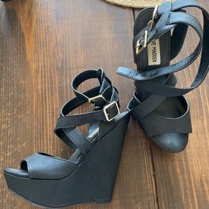 Steve Madden Black Wedges